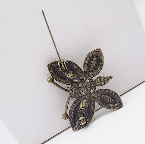 Green Bejeweled Rhinestone Buterfly Brooch Bronze Tone - Picture 8 of 10